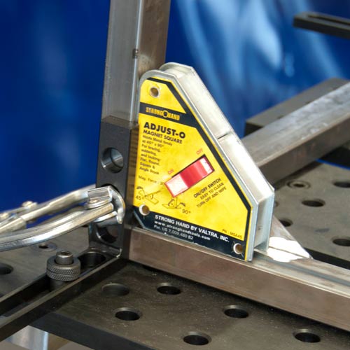 ADJUST-O MAGNET SQUARE,HEAVY, PULL FORCE 35KG STRONG HAND EUROPE MSA47