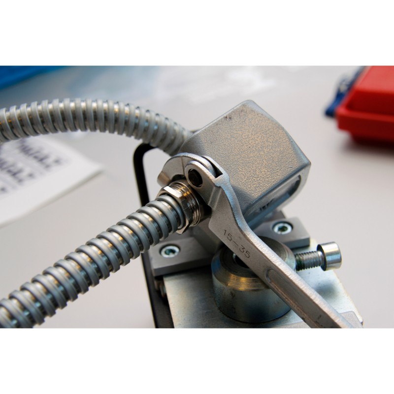 FLEXIBLE HOOK "CLAW" WRENCH 35X50MM, PROLINE  36801