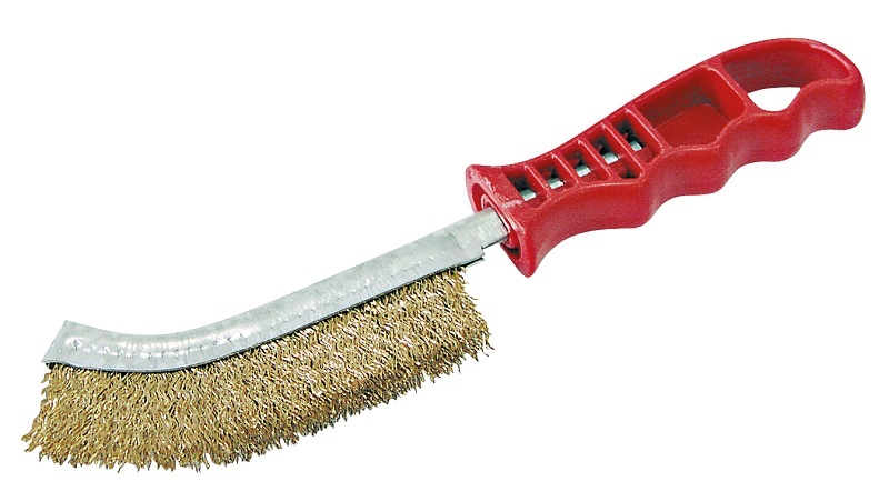 TEL FIRÇA. LATUNLA ÖRTÜLMÜŞ POLAD TEL. ÜZƏRİNDƏ ETİKET OLAN QIRMIZI PLASTİK DƏSKƏKLİ. kod: 32004